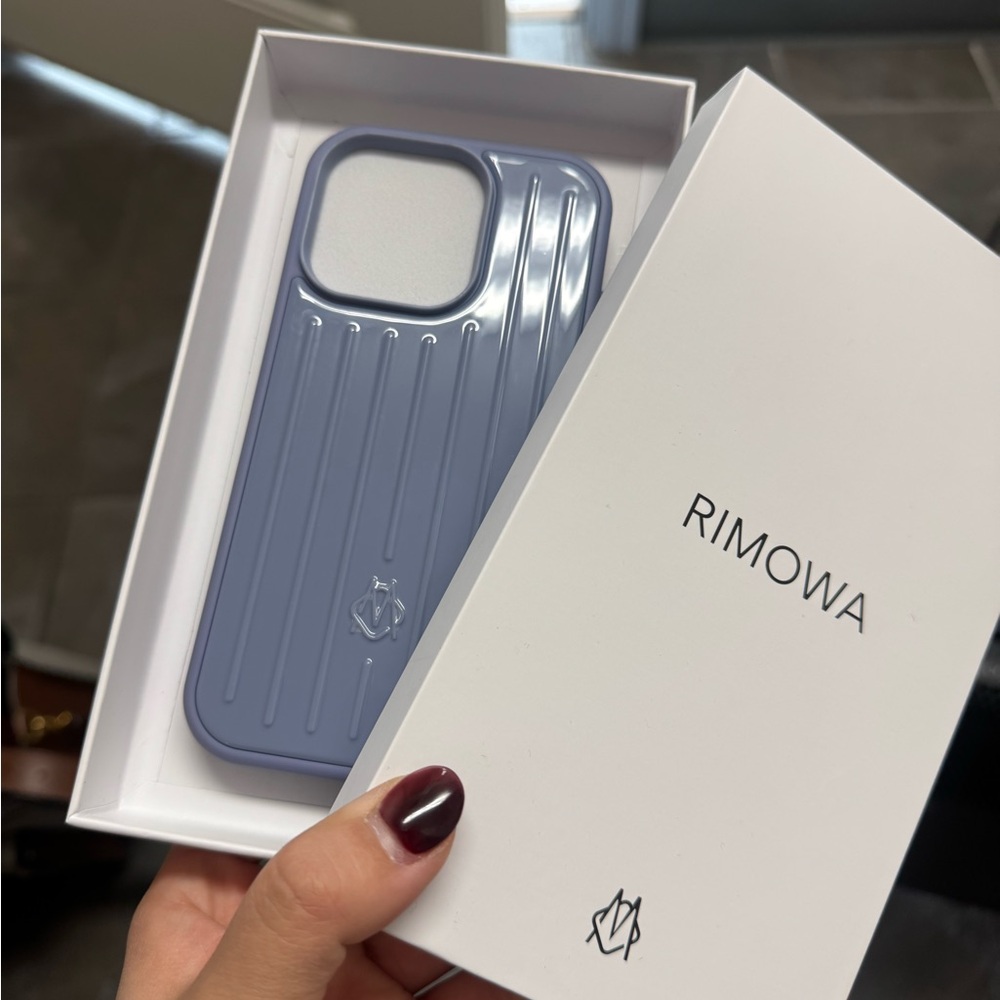 RIMOWA lilac iphone 16 pro case - Picture 2 of 5